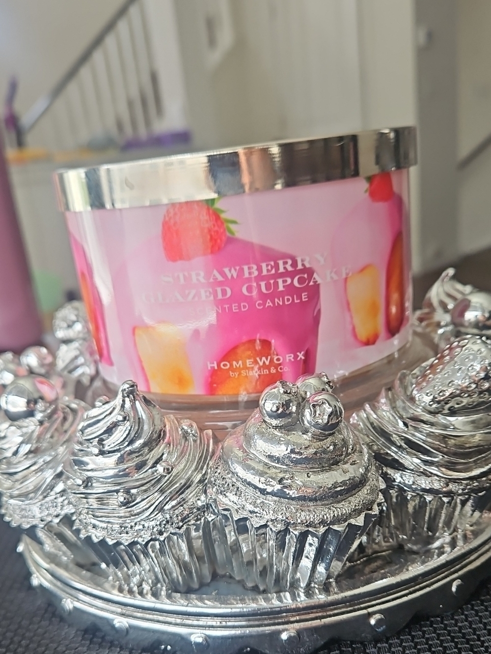 HomeWorx Strawberry Glazed Cupcake 3-Wick Scented Candle
